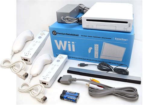 Amazon.com: Nintendo Wii Video Game System with TWO .